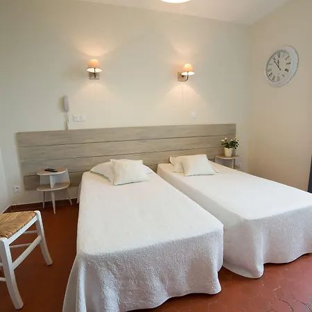 La Bienvenue Hotel