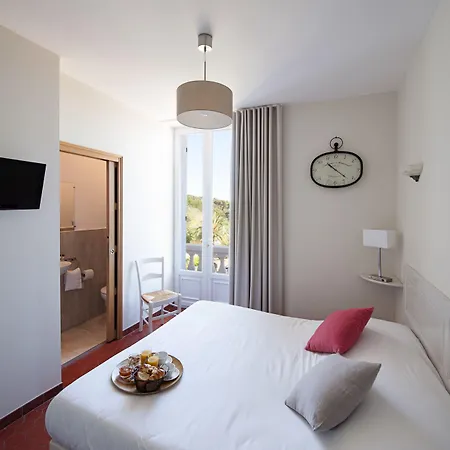 La Bienvenue Hotel