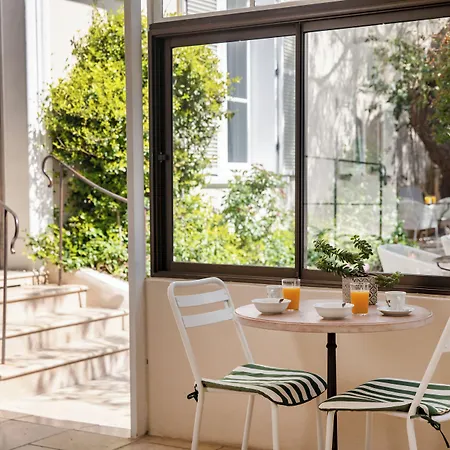 Hotel La Bienvenue 3*